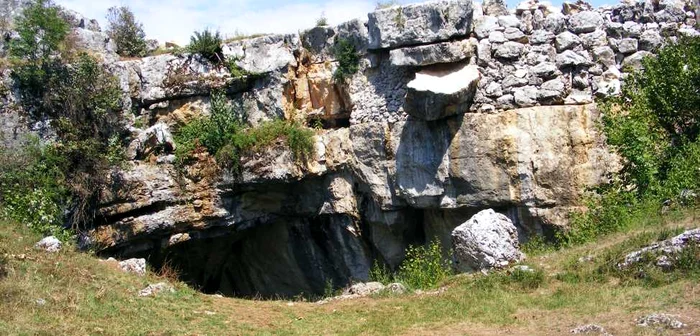 Podul lui Dumnezeu de la Ponoare