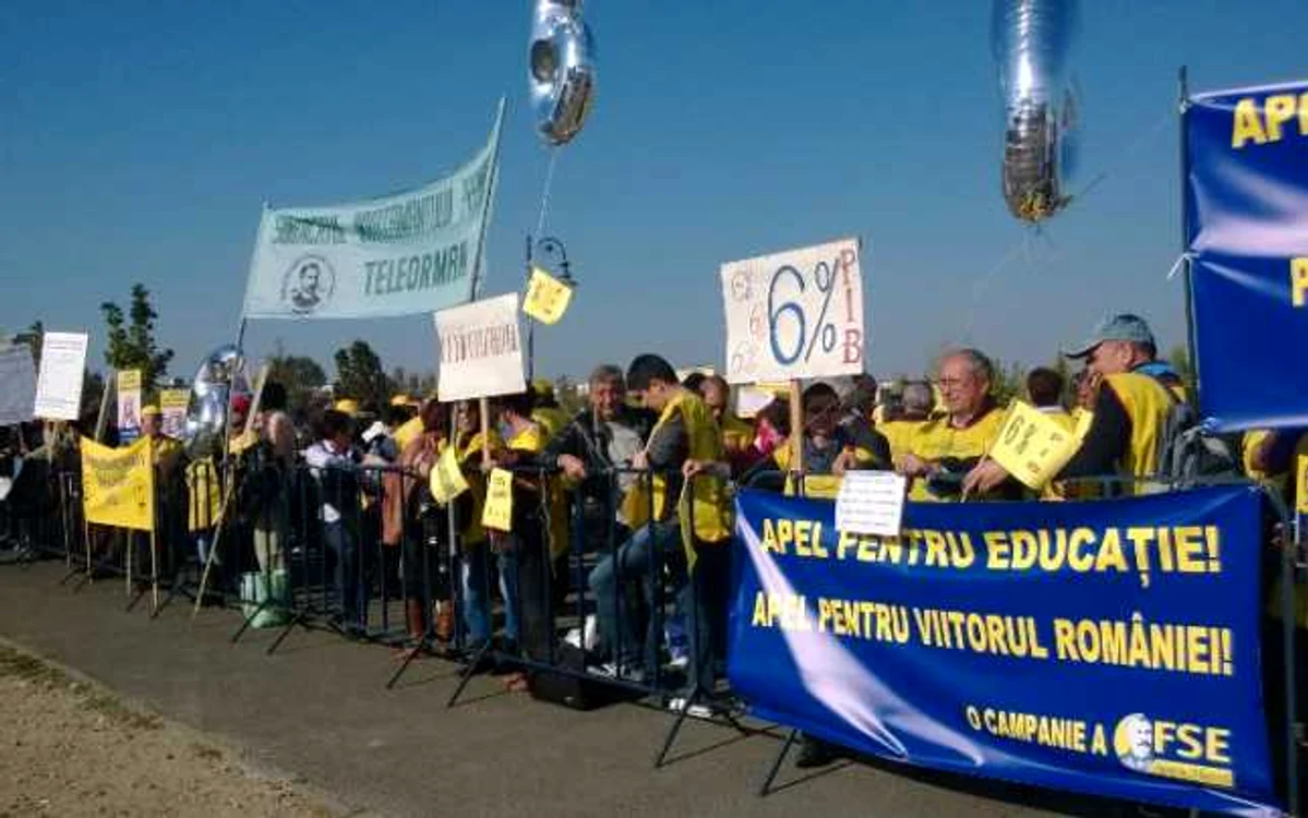 Dascălii au ieşit în stradă cerând ca Educaţia să primească 6% din PIB