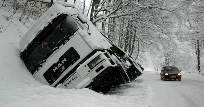 Tir polonez implicat în accident