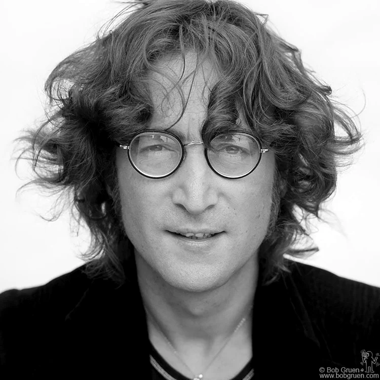 John Lennon 9 oct 2017 jpeg