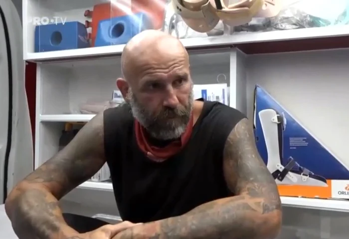 1 catalin zmarandescu stare de rau la survivor ambulanta 3 jpg jpeg