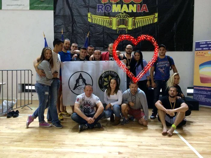 Andreea şi Cristi au stat la poza de grup, făcută după competiţie