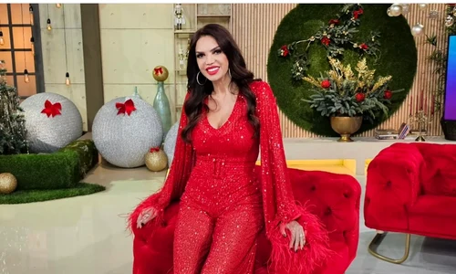  În ce ținută roșie a atras artista atenția!