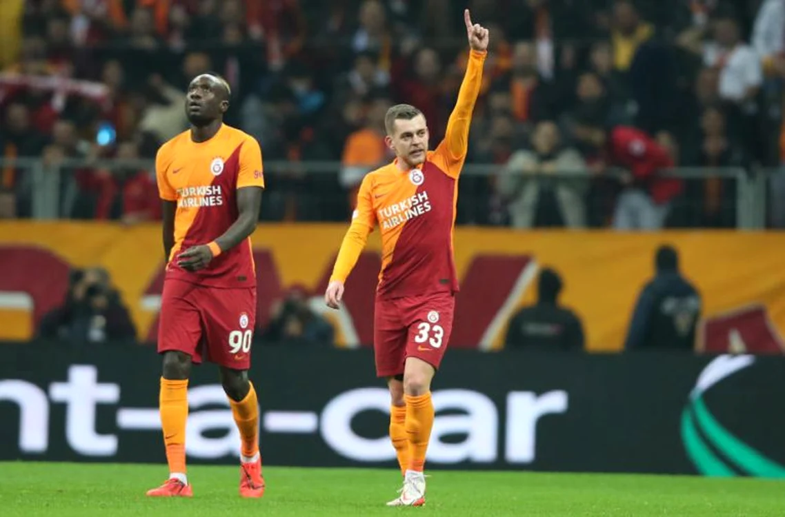 Alexandru Cicâldău a marcat degeaba pentru Galatasaray (FOTO: EPA)