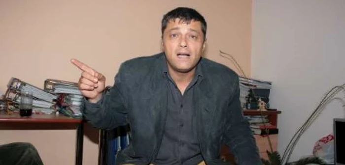 Ghiocel Scutaru, tatăl elevului de la Economic, spune că nu vrea ca fiul său să păţească asemeni tânărului din Craiova