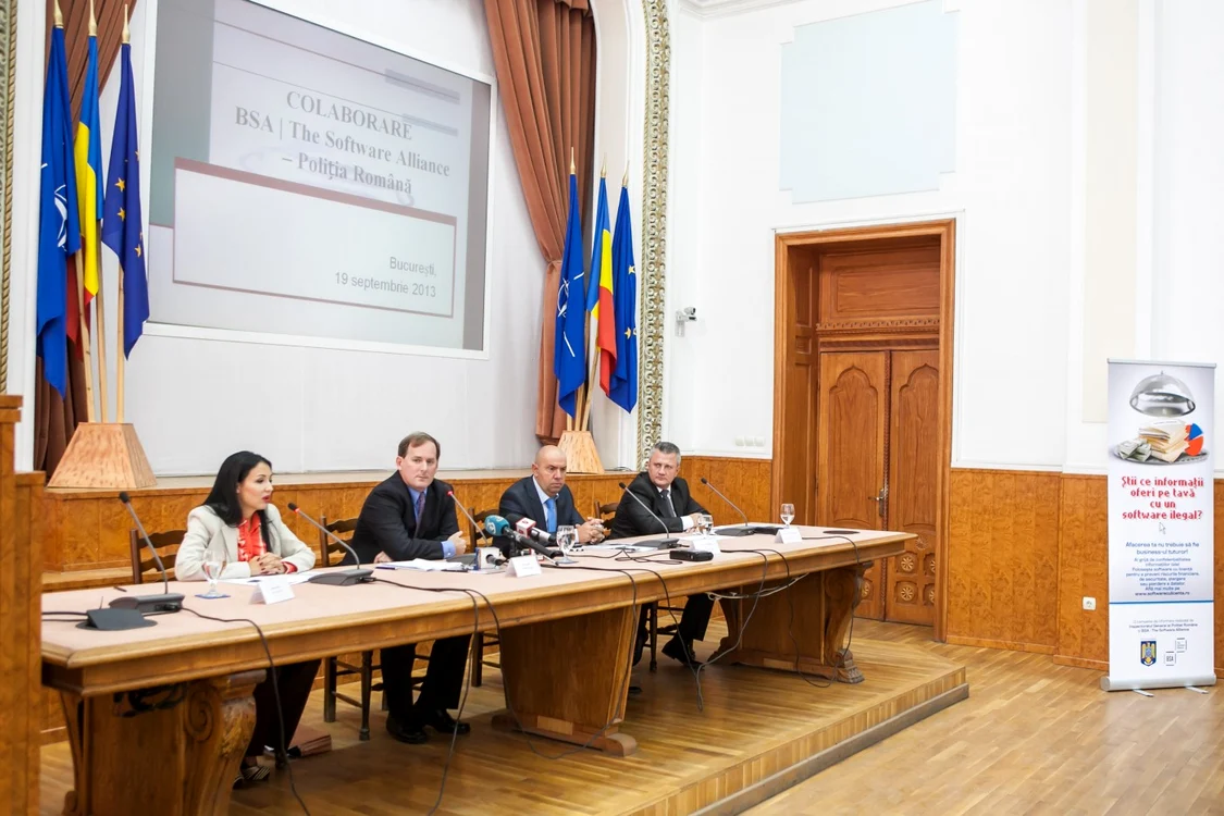 Conferinţa de presă a BSA şi IGPR în care au anunţat noua campanie.