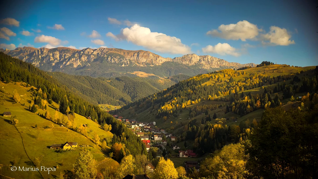 Plimbare de toamnă prin Fundata și Moieciu de Sus. FOTO Marius Popa