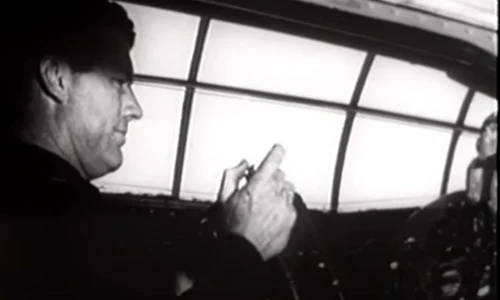 A murit primul pilot din lume care a depășit viteza sunetului // VIDEO jpeg