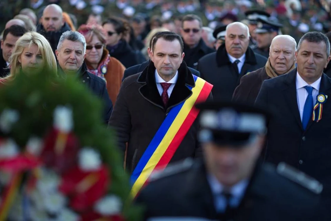 Cristian Stan (foto centru)