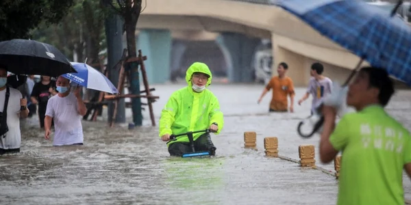 inundatii china 20 iulie 2021 foto AFP