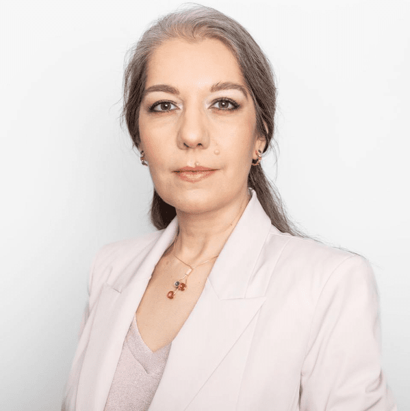 Elvira Brătilă, medic obstetrică-ginecologie: „Endometrioza este o boală cronică, uneori mai greu de operat decât cancerul“ INTERVIU