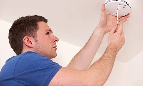 detector fum istock jpg