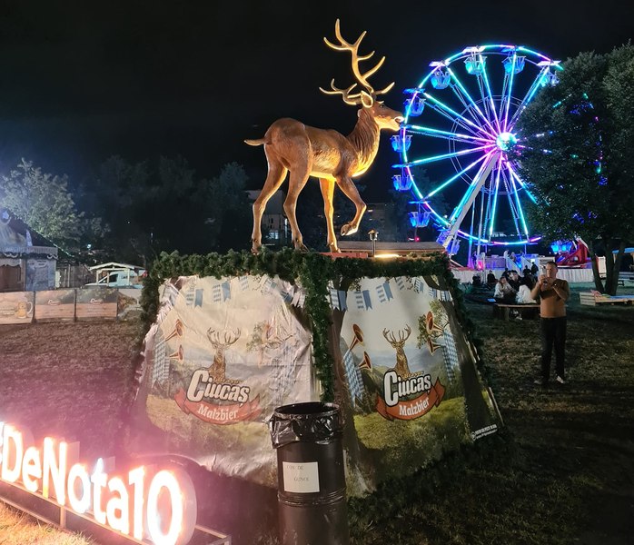 Bere, cârnați și distracție mare la Oktoberfest România. Charlie Ottley, printre participanți: „Mare fan“ FOTO VIDEO