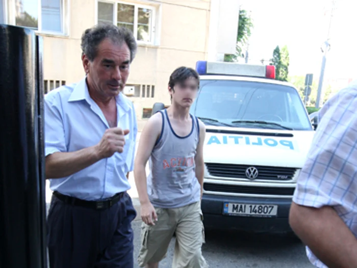 Iaşi: VERDICT - Teodosian şi-a lovit mama cu ciocanul de 20 de ori