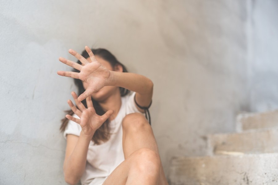Despăgubire uriașă pentru o femeie care acuză un miliardar de agresiune sexuală