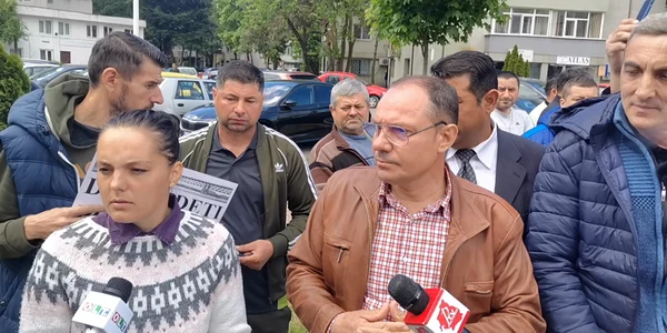 protest pod verguleasa (9) mp4 thumbnail png
