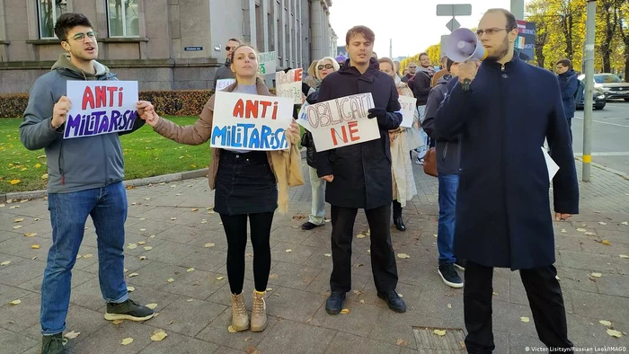 Demonstraţie la Riga împotriva stagiului militar obligatoriu (octombrie 2022)