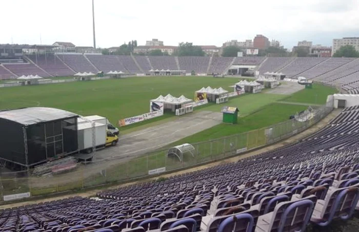 Stadionul este pregătit pentru Diskoteka Festival FOTO Ş.Both