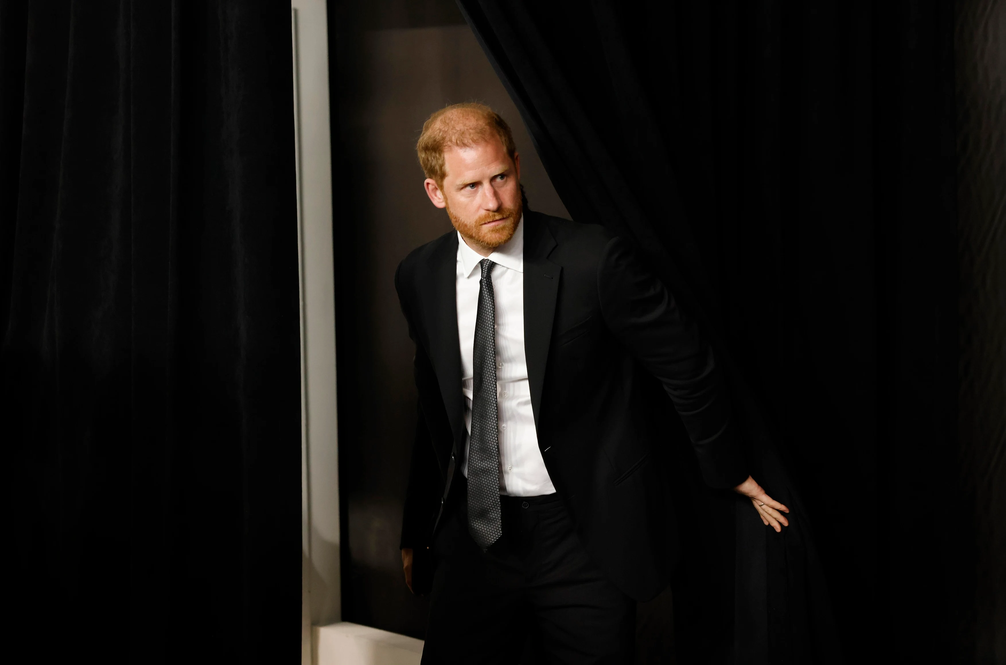 Daily Mail, acuzat de practici ilegale într-un nou proces deschis de prințul Harry și alte celebrități