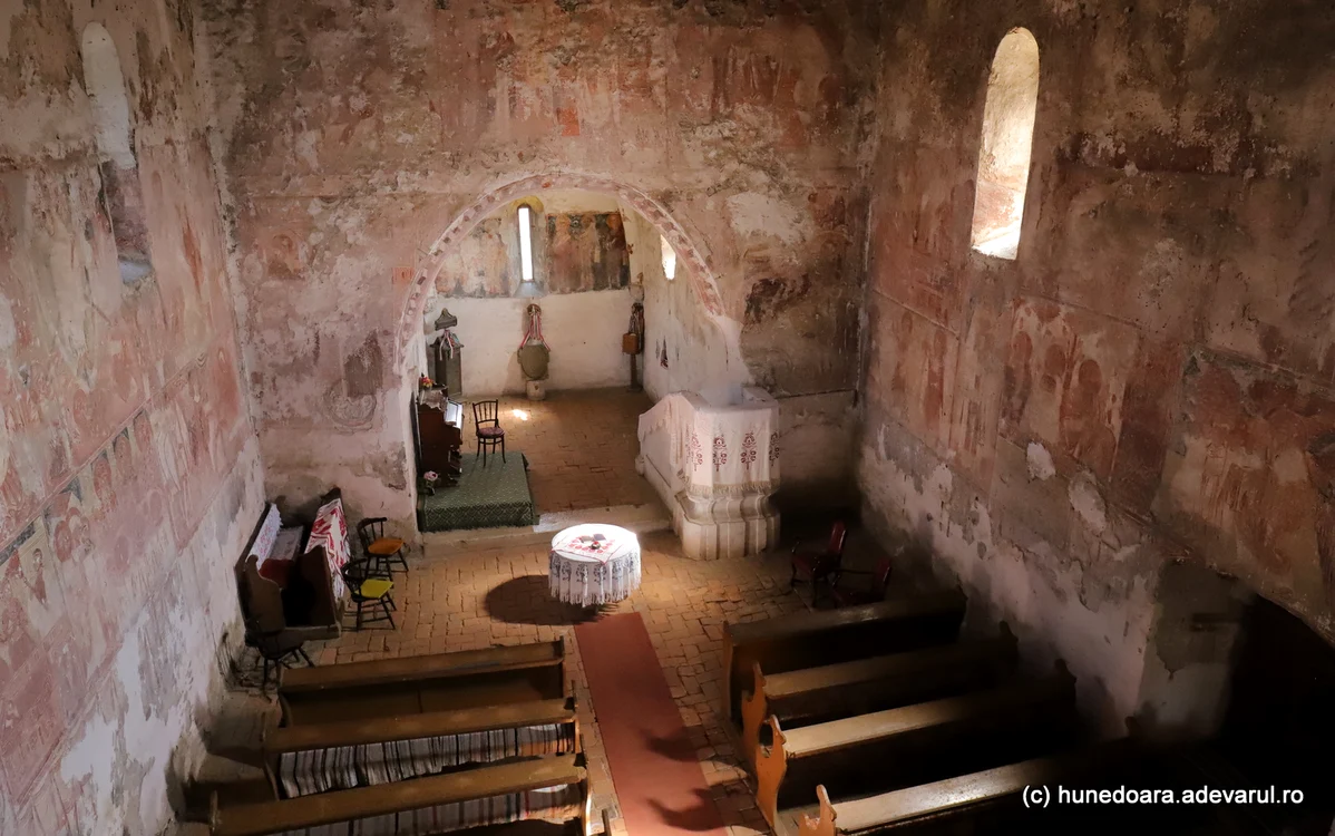 Picturile din biserica din Sântamaria Orlea. Foto: Daniel Guță. ADEVĂRUL