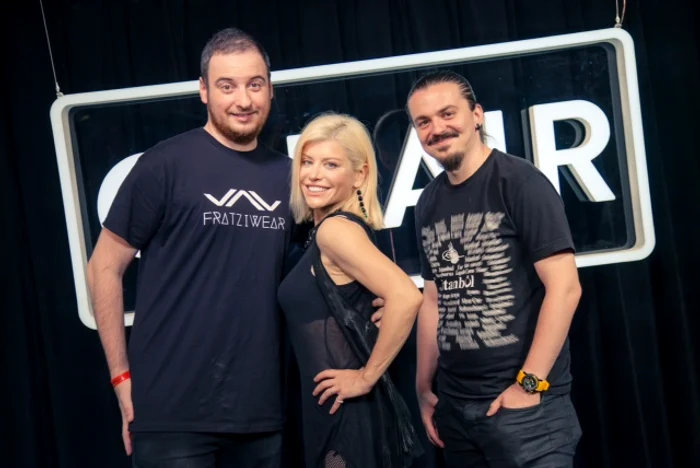 Loredana Groza a venit la matinalul realizat de Sergiu şi Andrei la Kiss FMFoto: Arhivă personală