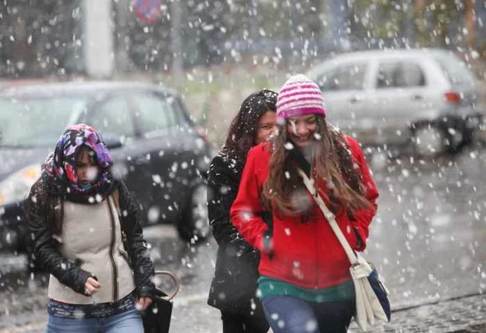 Meteorologii au emis o avertizare cod portocaliu de viscol