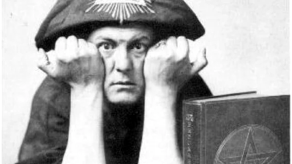 Aleister Crowley cel mai malefic om care a trăit vreodatã? jpeg