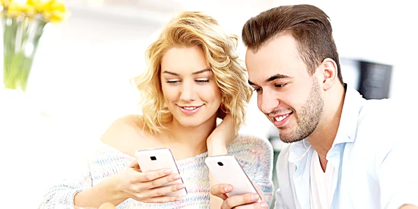 cuplu telefon jpeg