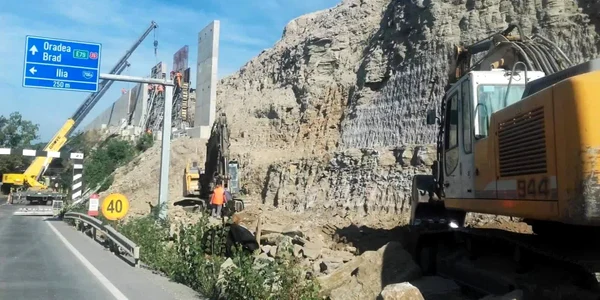 Autostrada Lugoj - Deva, lucrări pe Lotul IV, în zona Şoimuş