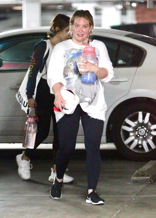 
    Hilary  Duff  