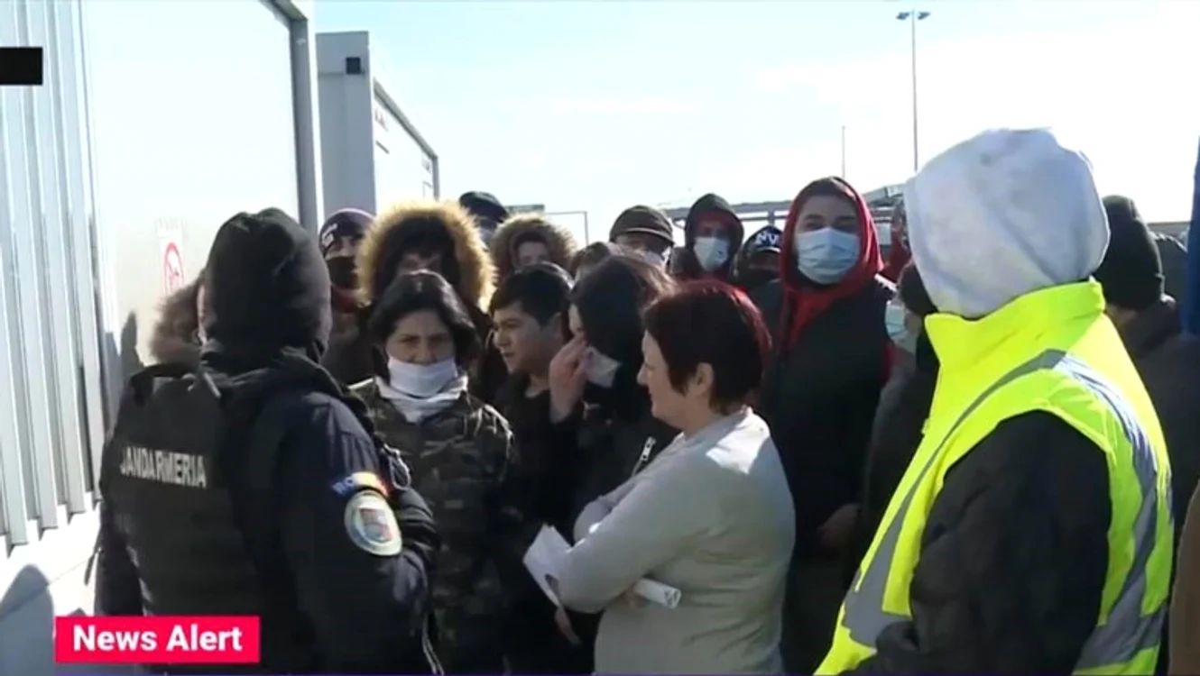 Peste 800 de români au fost carantinaţi în ultimele 8 ore, la Vama Nădlaccaptură Digi 24