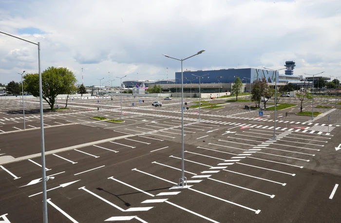 Parcare Aeroportul Otopeni. Foto CNAB
