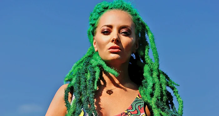 
    Delia de-abia  aşteaptă să se  mute în apartamentul  din nordul Capitalei,  pe care a dat  1,4 milioane de euro  