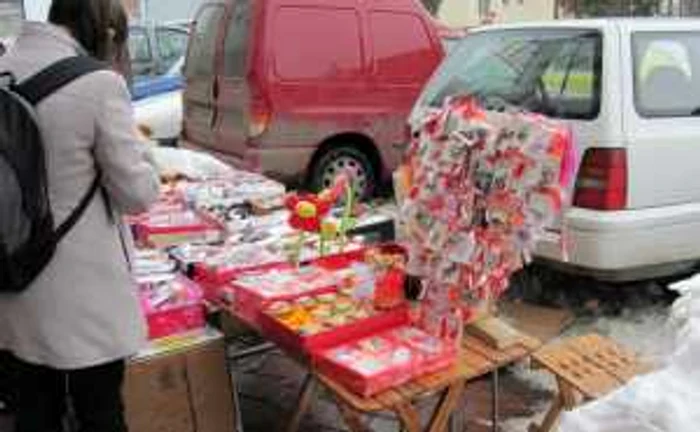 Peste 40 de tarabe de mărțișoare sunt împânzite prin toată Suceava