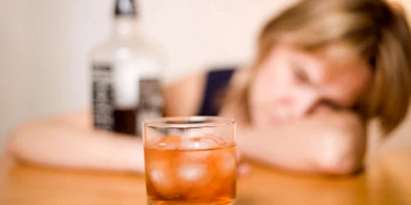 Baba in coma alcoolica Galati