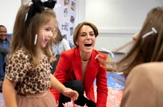 Kate Middleton, distracție cu copiii din Kent, Foto Getty (2) jpg