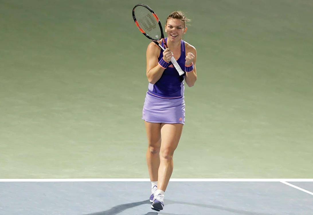 
    În 2015, Simona  se mândrea cu  maşina pe care  acum o vinde  