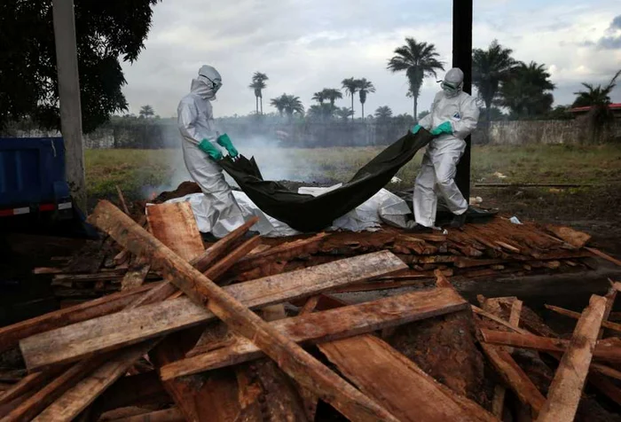 Peste 3.900 de persoane au murit în epidemia Ebola izbucnită în martie