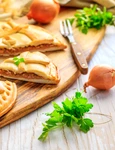 Placinta cu ton  Sursa foto shutterstock 2174497111 jpg