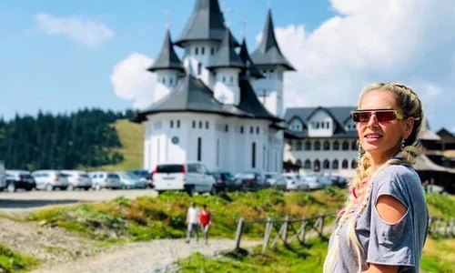 andreea banica manastire jpeg