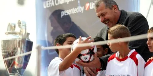 Timişoara: Trofeul Ligii Campionilor a ajuns în Banat (GALERIE FOTO)