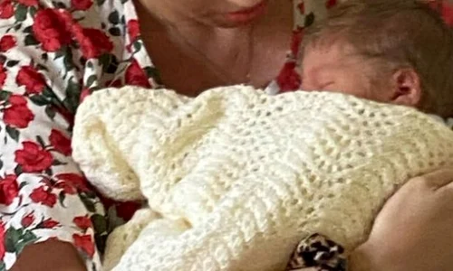 Fotografia a fost publicată de mămica Carrie Symonds pe conturile sociale jpeg