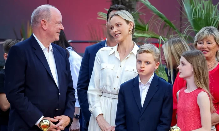 Albert și Charlene de Monaco alături de Jacques și Gabriella FB jpg