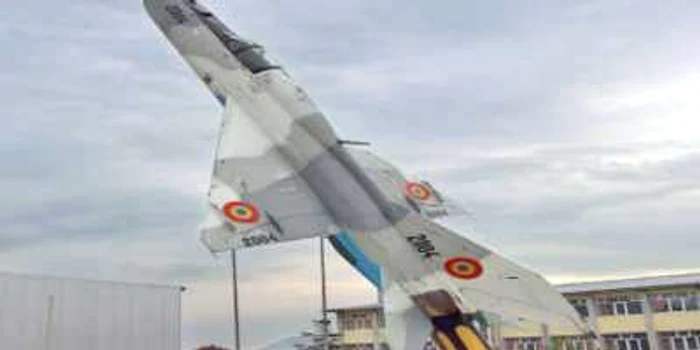 Avionul LanceR va fi retras din exploatare peste doi ani
