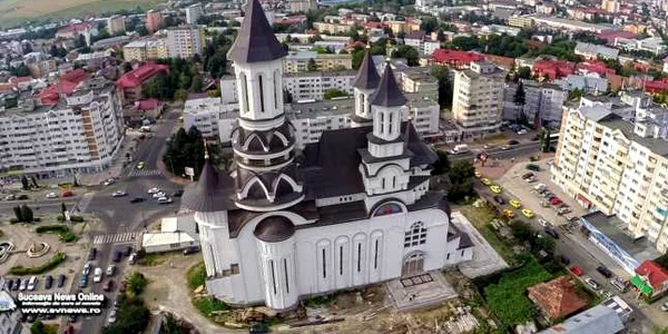 Catedrala “Naşterea Domnului” din Suceava. www.svnews.ro
