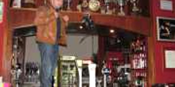 Trofeele Moşului sunt expuse la Doroftei Pub
