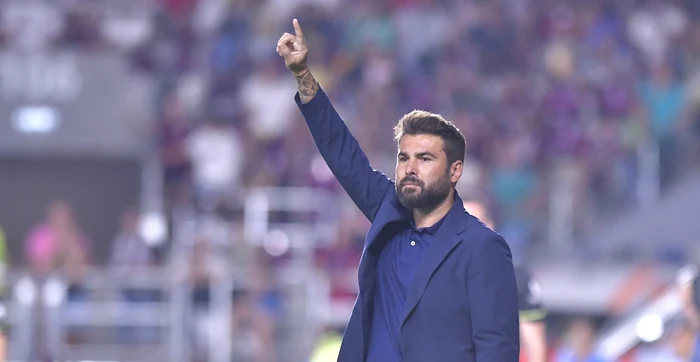 Adrian Mutu e în război cu presa din Azerbaidjan. Foto Sportpictures 
