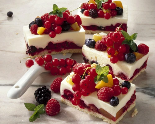 desert fructe de padure StockFood 00264182 jpeg