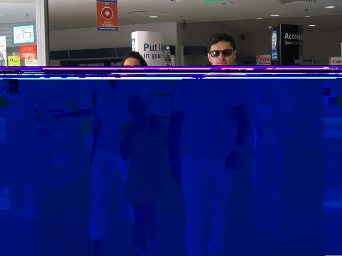 Liviu Vârciu la cumpărături în mallul Atrium Center