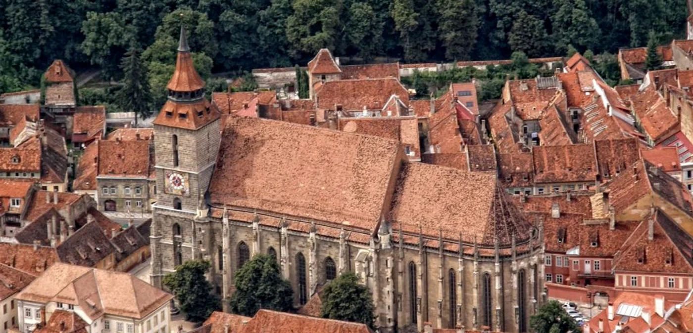 Festivalul coincide cu deschiderea stagiunii concertelor de orgă de la Biserica Neagră. FOTOArhivă.